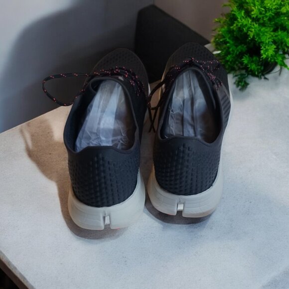 Under Armour Sway Sneakers - Gym Black & Neon Pink  Low Top- Women’s Size 11 - Picture 4 of 11